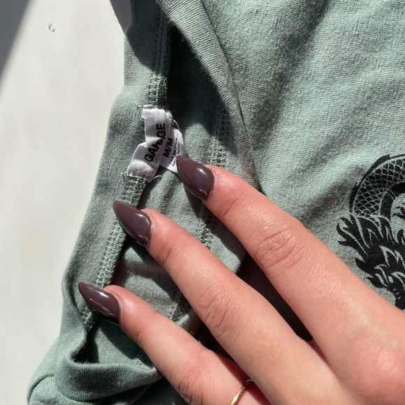 Green Garage cropped tee, great condition worn once or twice, size medium - Picture 3 of 3